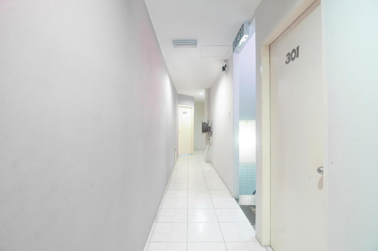 Oyo 44034 Furama Lodging House Kuching Eksteriør billede